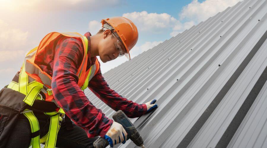 Owens Corning roofing contractor in Rushville, IL